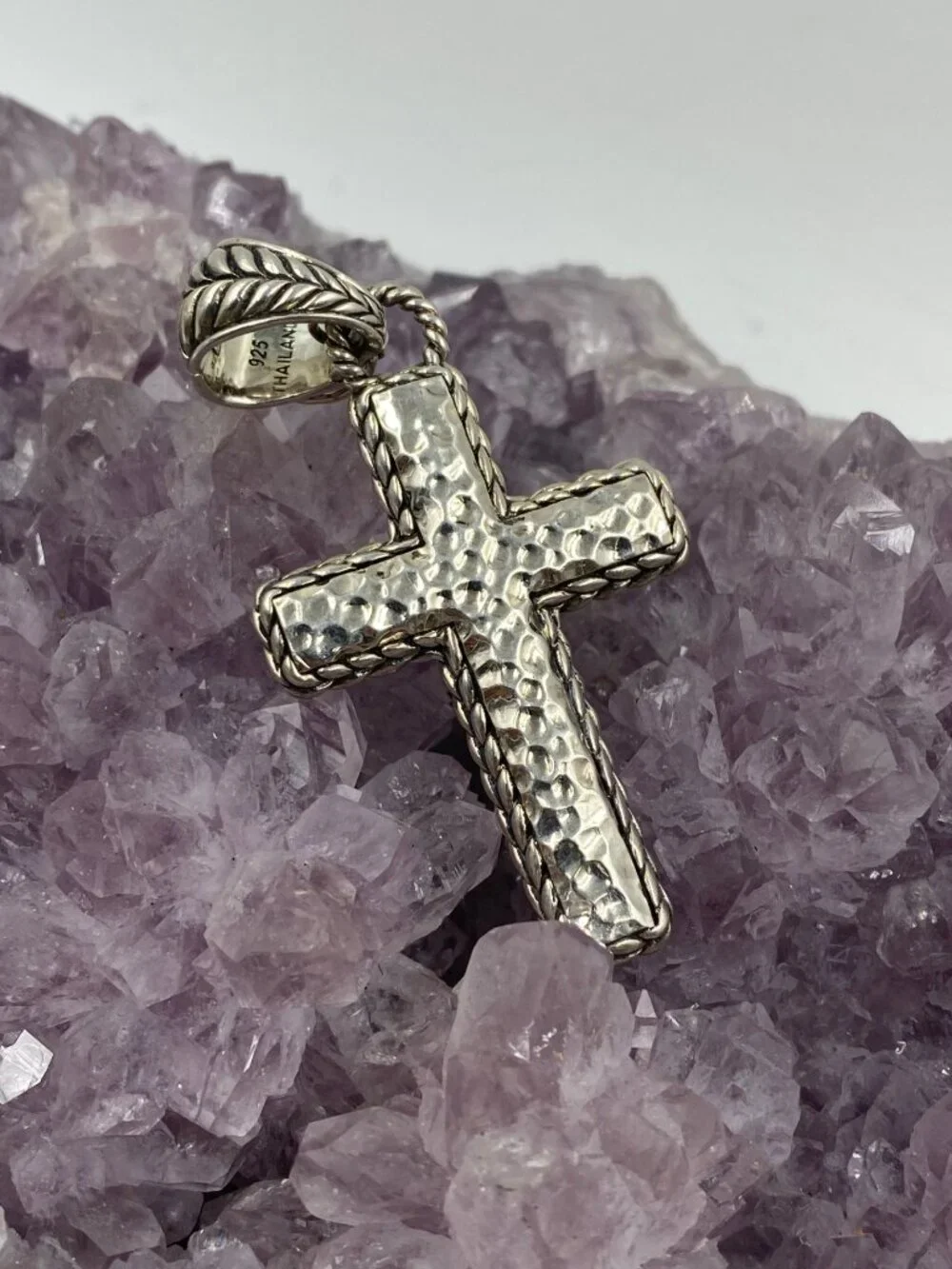 JAI John Hardy Sterling Silver Hammered Cross Pen…